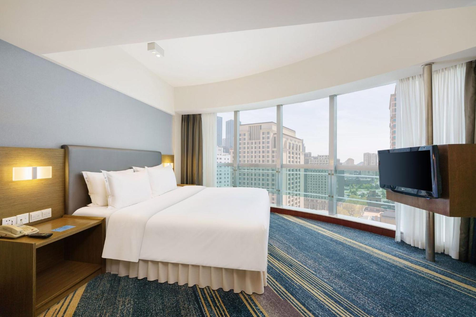 Holiday Inn Express City Centre Dalian By Ihg Buitenkant foto